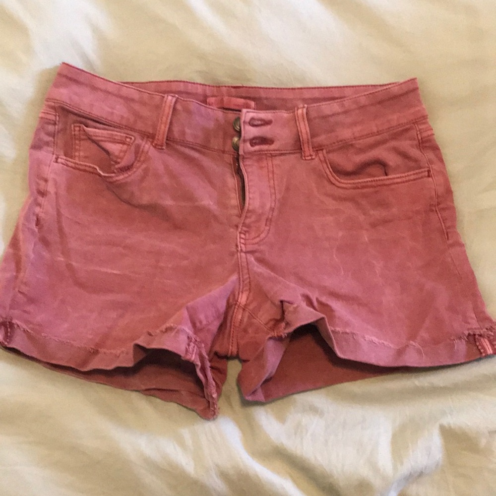Dusty pink jean shorts